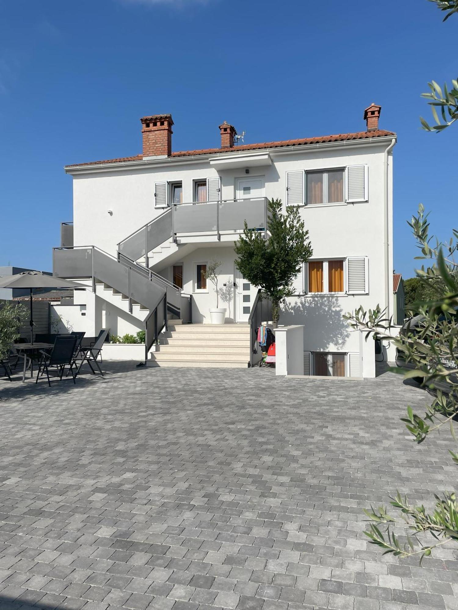 Valkane Beach Apartments Pula Extérieur photo