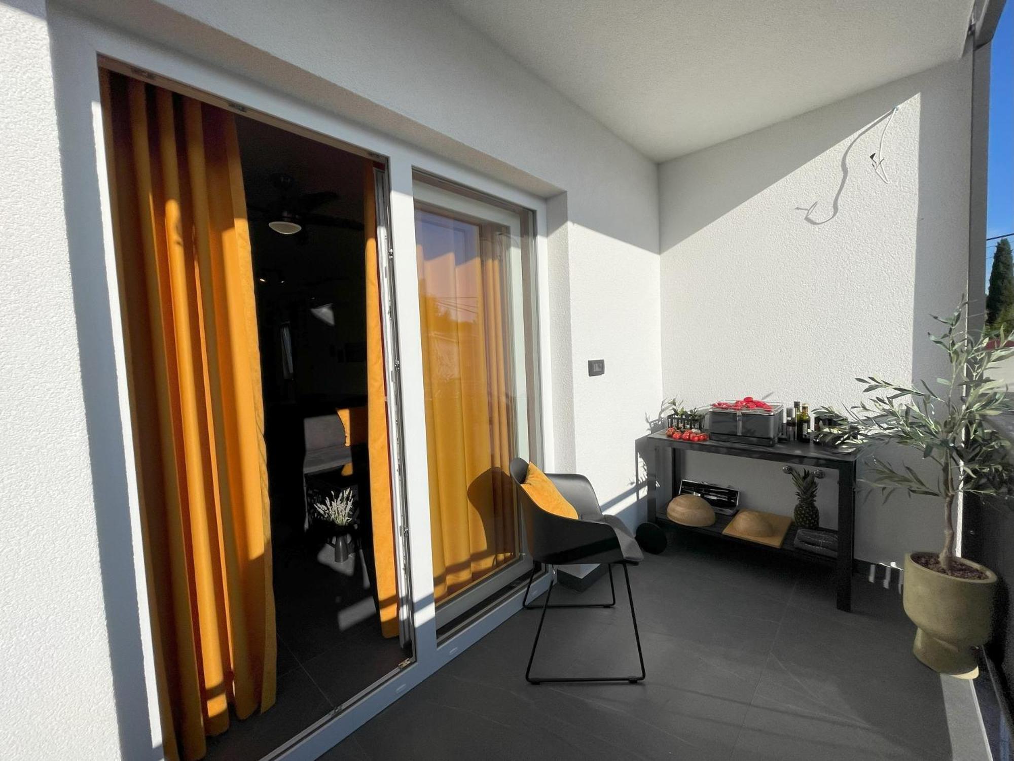 Valkane Beach Apartments Pula Extérieur photo